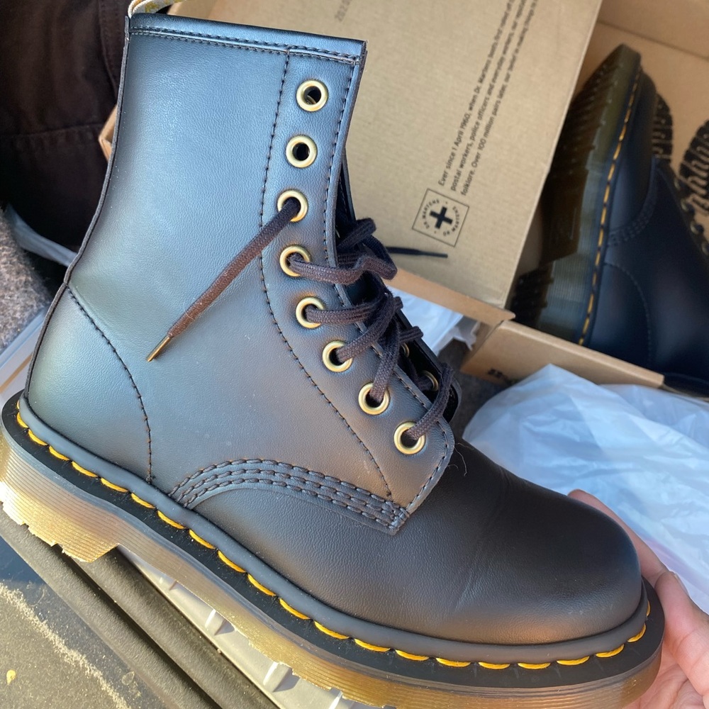 Dr marten vegan 1460 boots